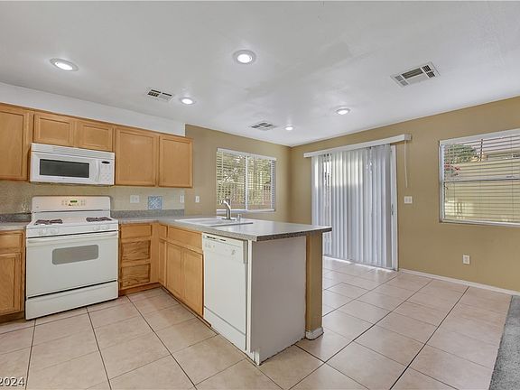 5th image of 1951 Sundown Canyon Dr