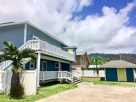 Parking for 4 on concrete