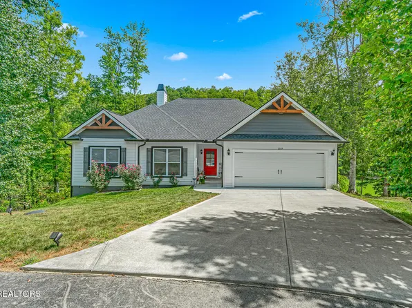 1319 Anglers Cove Way, Sevierville, TN 37876