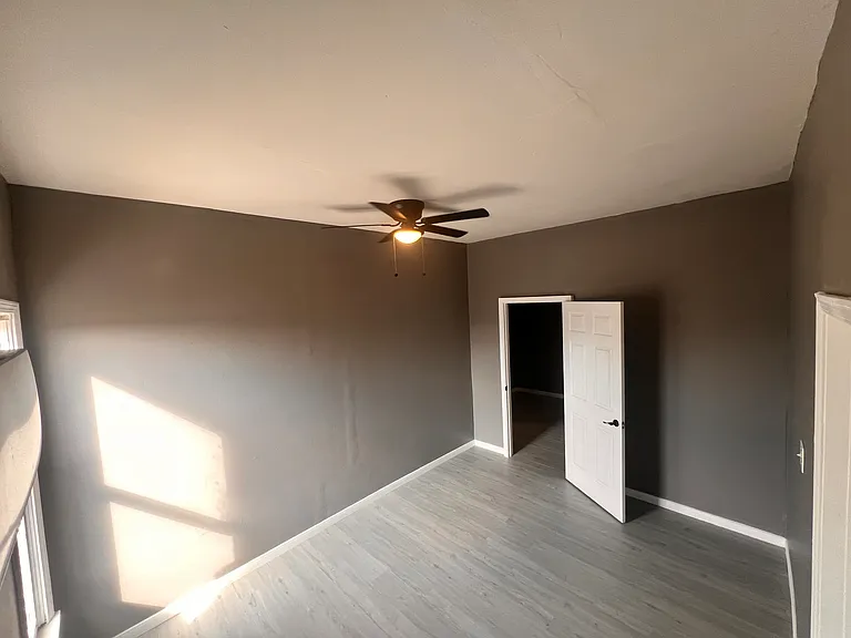 1012 Hancock Ave — Photo 18