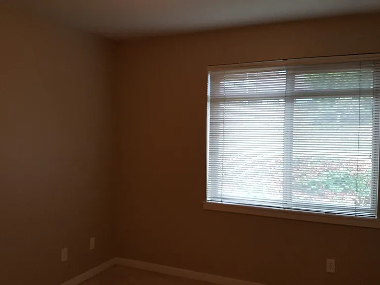 2106 Yakima Ct — Photo 12