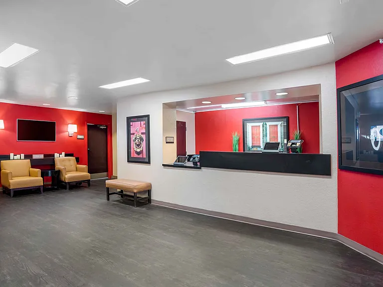Lobby and Guest Check-in