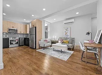 610 Maple Street, #3L