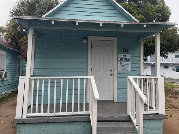 711 4th St #1, West Palm Beach, FL 33401