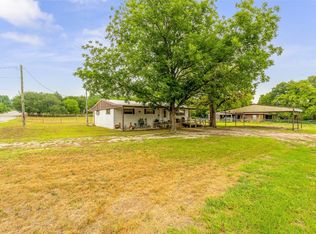 916 N Rusk St, Weatherford, TX 76086