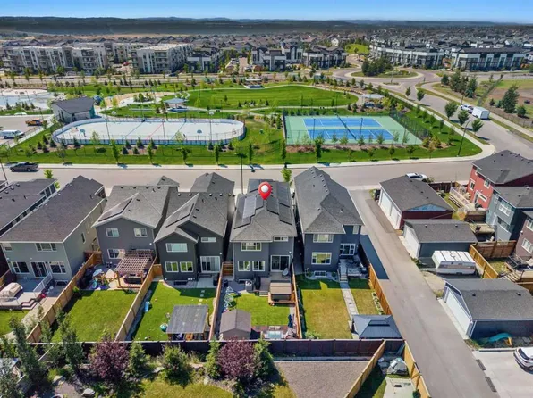 34 W Seton Rd SE, Calgary, AB T3M 3E8