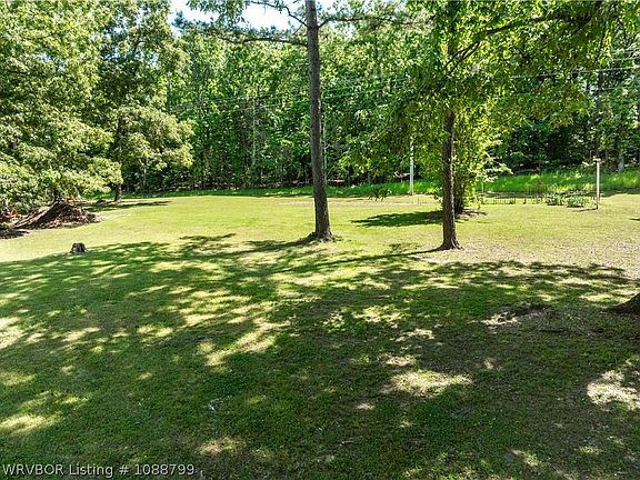 4th image of 7830 Hobbtown Rd