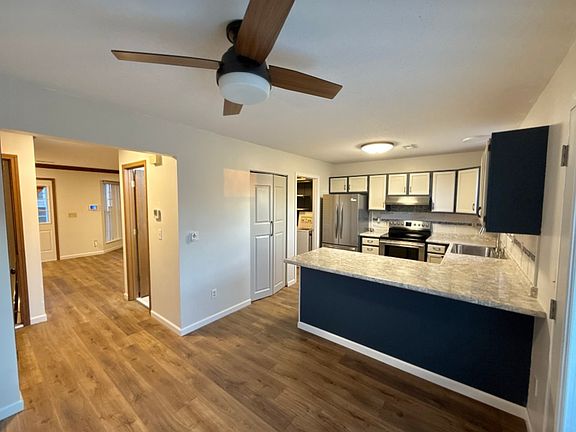 5th image of 60 Meadow Run Ct