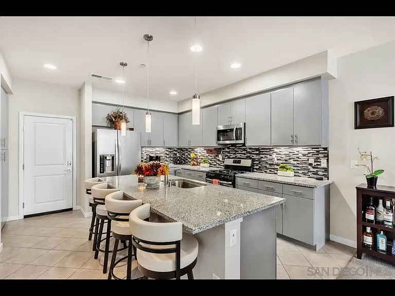 738 Trunorth Cir — Photo 7