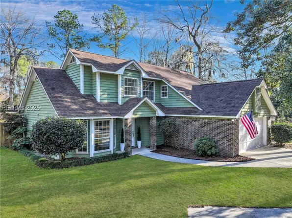 37 Chesterfield Dr, Beaufort, SC 29906