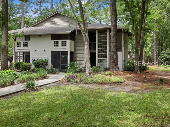 30 Mathews Dr APT 214, Hilton Head Island, SC 29926