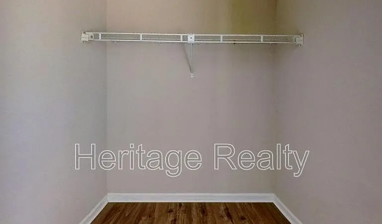 10503 Haleyford Ln — Photo 7