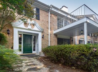 8343 Meadow Lakes Dr, Charlotte, NC