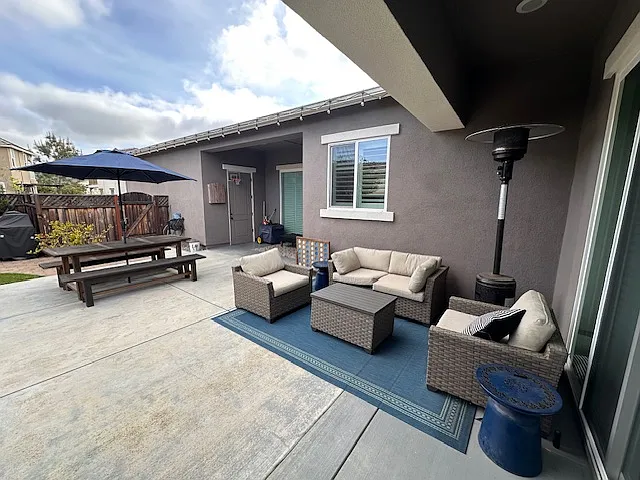 483 Logan Way — Photo 12