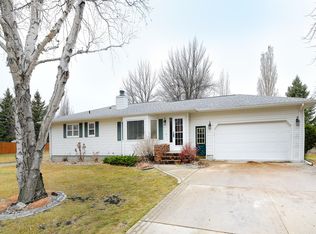 5124 Chestnut St, Grand Forks, ND 58201