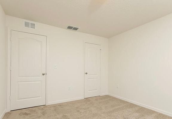 3rd image of 35699 Rose Moss Ave