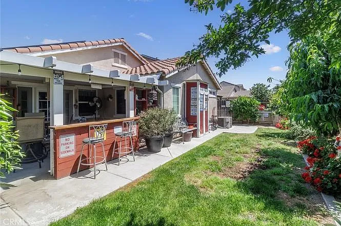 3 bed, 1603 sqft, $700 — Photo 4