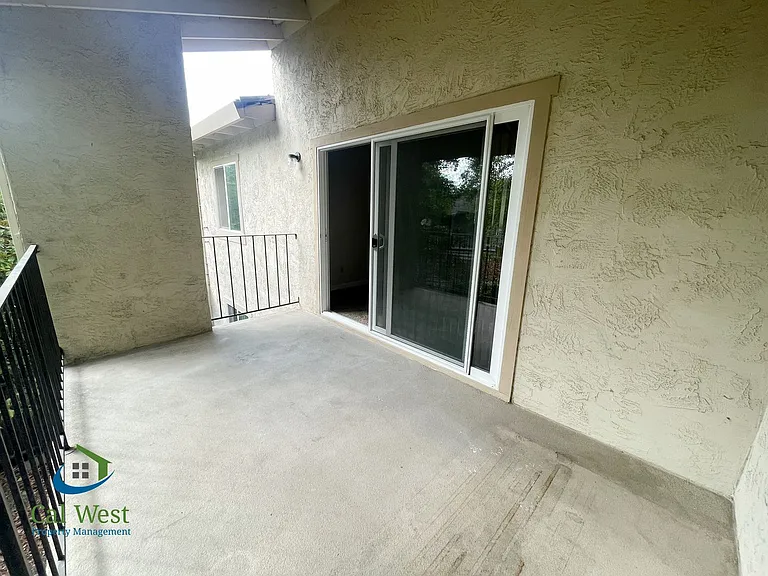 16800 Barnell Ave #14 — Photo 14