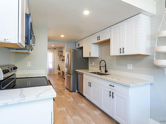 5th image of 2912 Yulupa Avenue