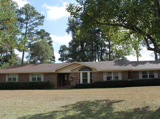 206 Redwater Rd, Wake Village, TX 75501