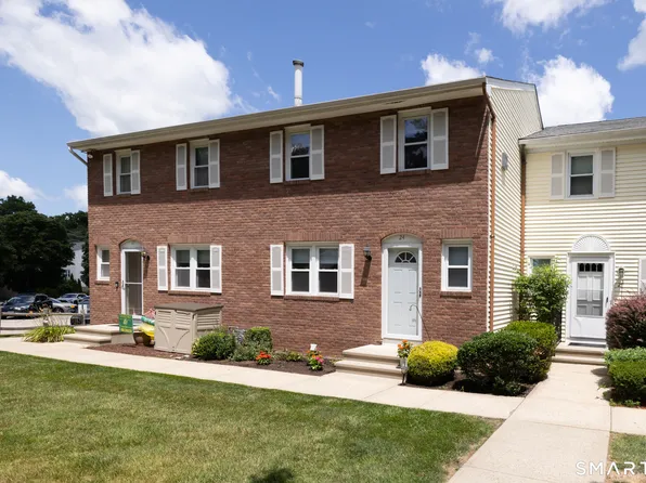 24 East Gate Lane #24, Hamden, CT 06514