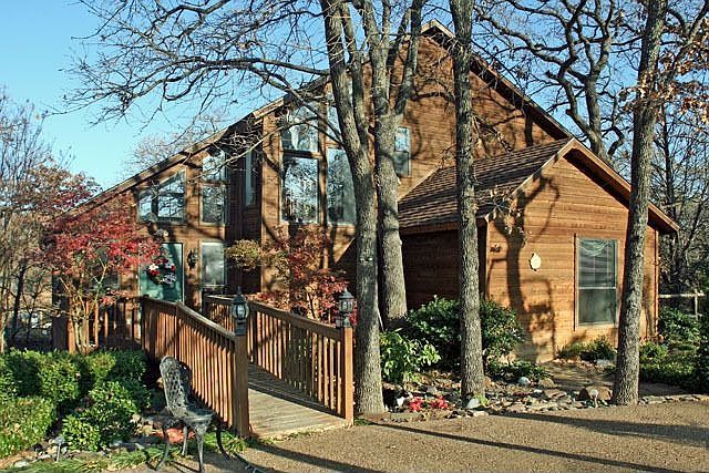 1st image of 226 Scenic Dr