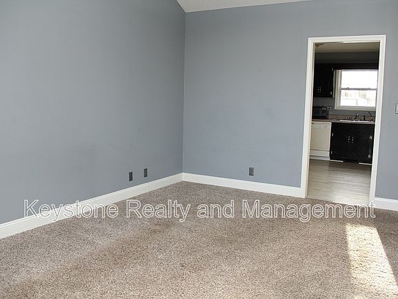 4th image of 1909 Timberline Cir
