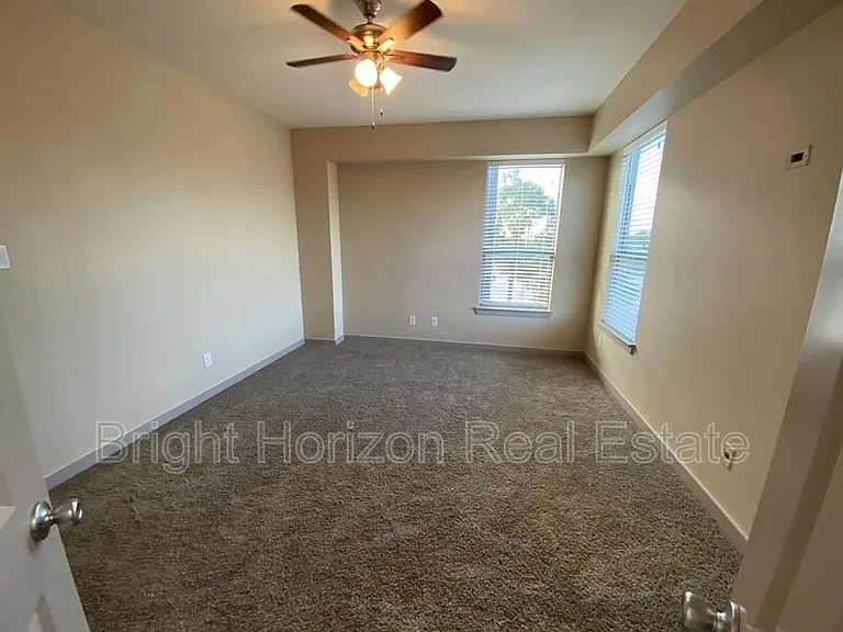 3617 Valley Vista Dr #405 — Photo 25