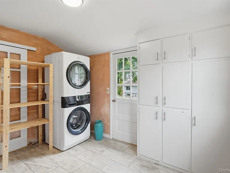 7 Lookout Ave — Photo 15