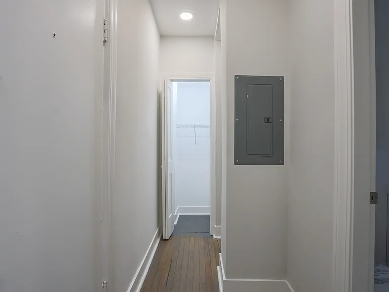 235 Park Dr #9 — Photo 4