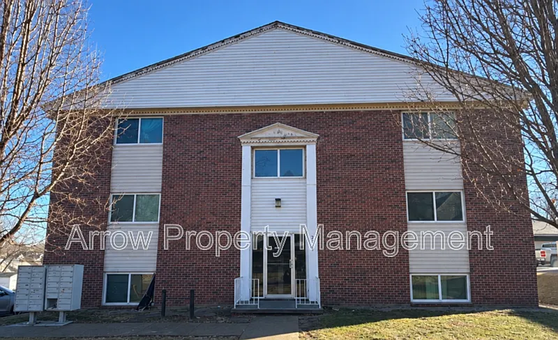 2119 Arbor St #106