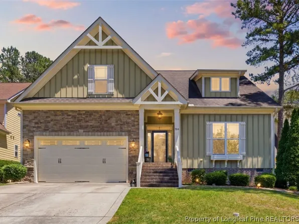 704 Micahs Way N, Spring Lake, NC 28390