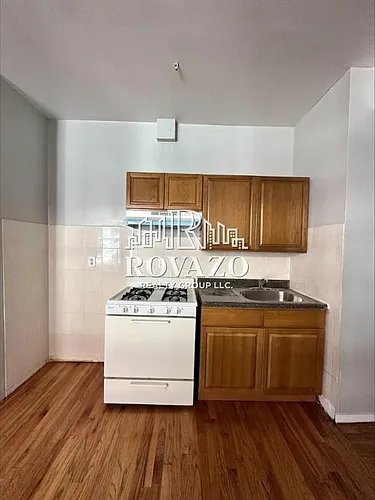 330 Mount Prospect Ave Photo 1