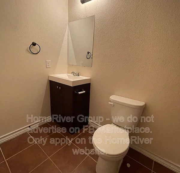 6414 Melanzane Ave #4 — Photo 12