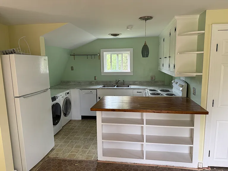 Kitchen and laundry