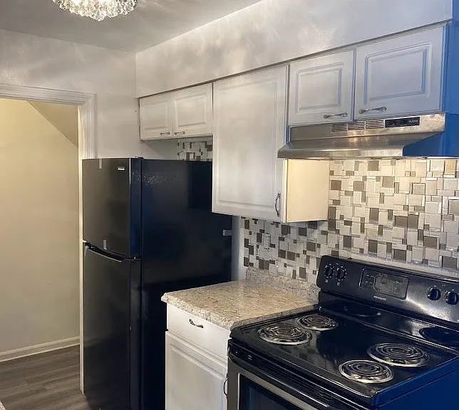 3020 Benchwood Dr — Photo 1