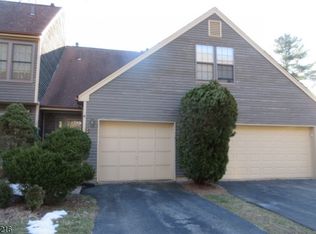 26 Concord Rd APT G, West Milford, NJ 07480