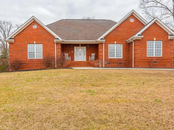 915 Green Pond Rd, Soddy Daisy, TN 37379