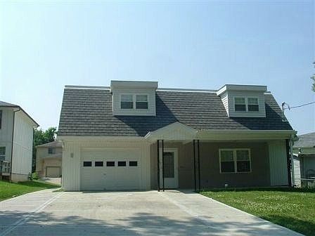 1st image of 514B Pawnee St