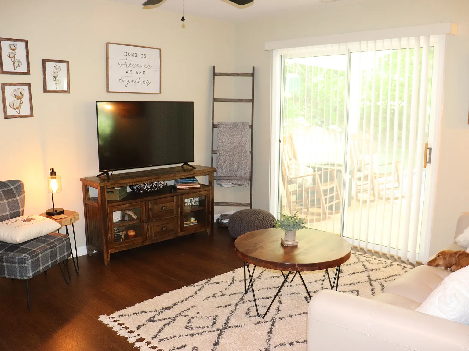 2 bed, 1.5 bath, 792 sqft, $2,000 — Photo 3
