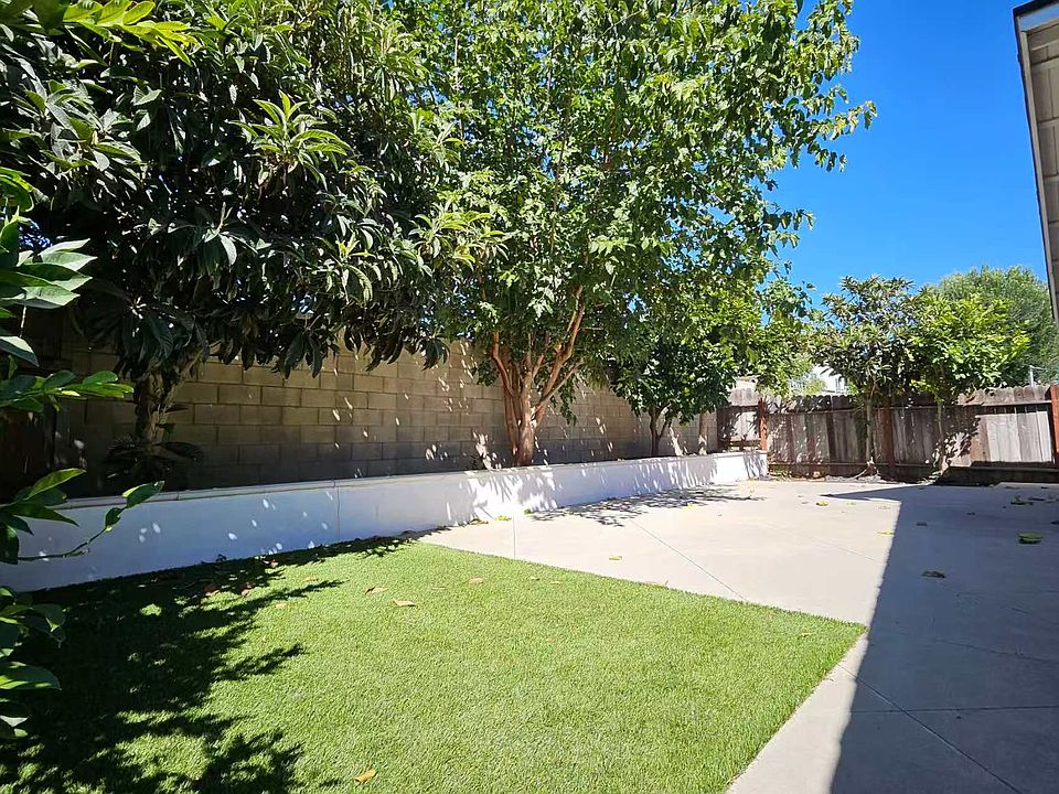 1st image of 4621 Ranchgrove Dr