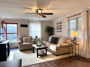 15 Melvin Rd, Craryville, NY 12521