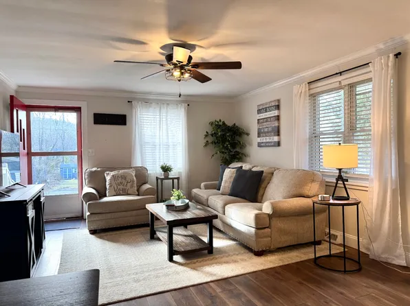 15 Melvin Rd, Craryville, NY 12521