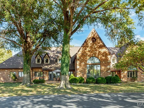 1240 Fienup Farms Blvd, Chesterfield, MO 63005