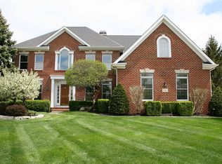 5844 Heritage Lakes Dr, Hilliard, OH