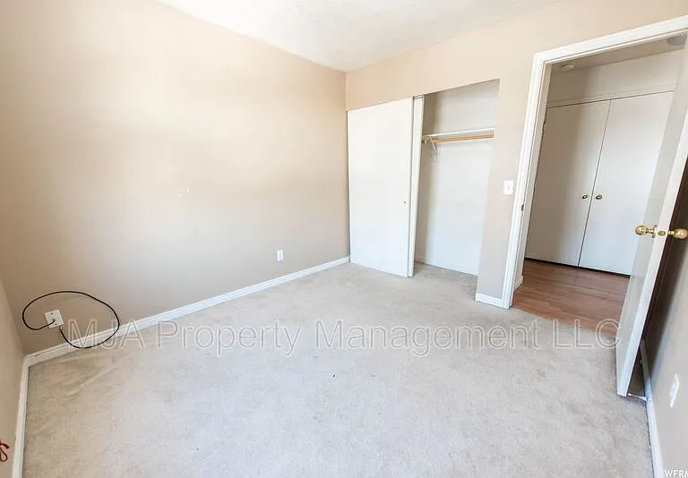 2037 N 2125 W — Photo 6
