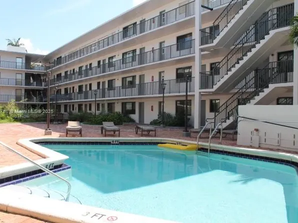 2930 Day Ave APT N302, Miami, FL 33133
