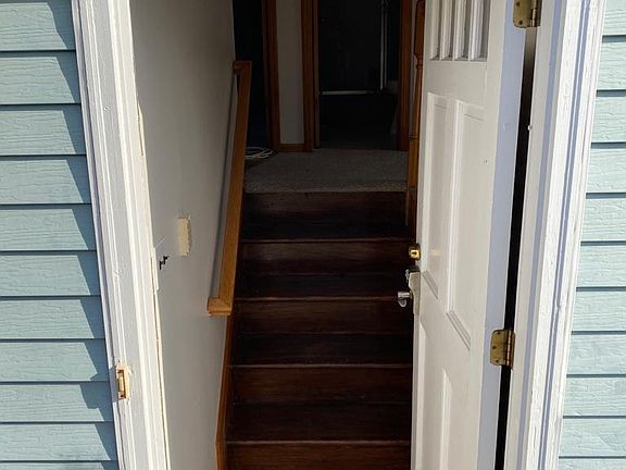 3rd image of 15 Kerry Ln