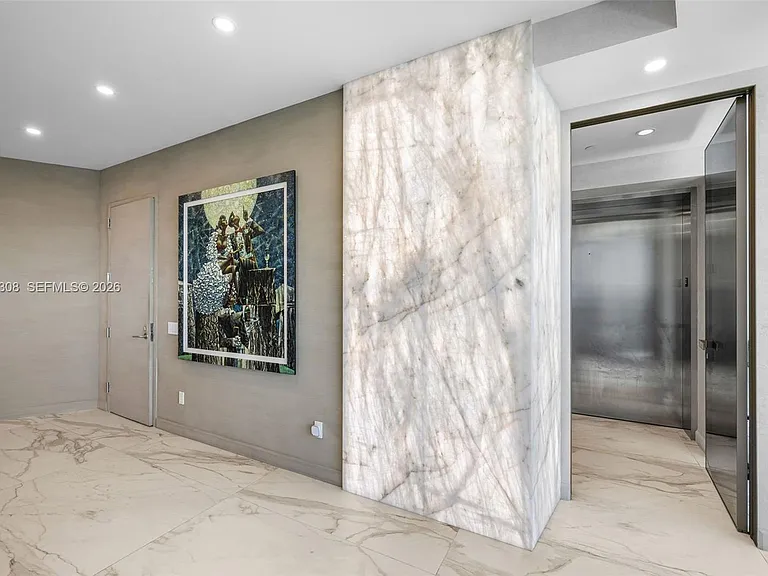 18555 Collins Ave #2201 — Photo 4