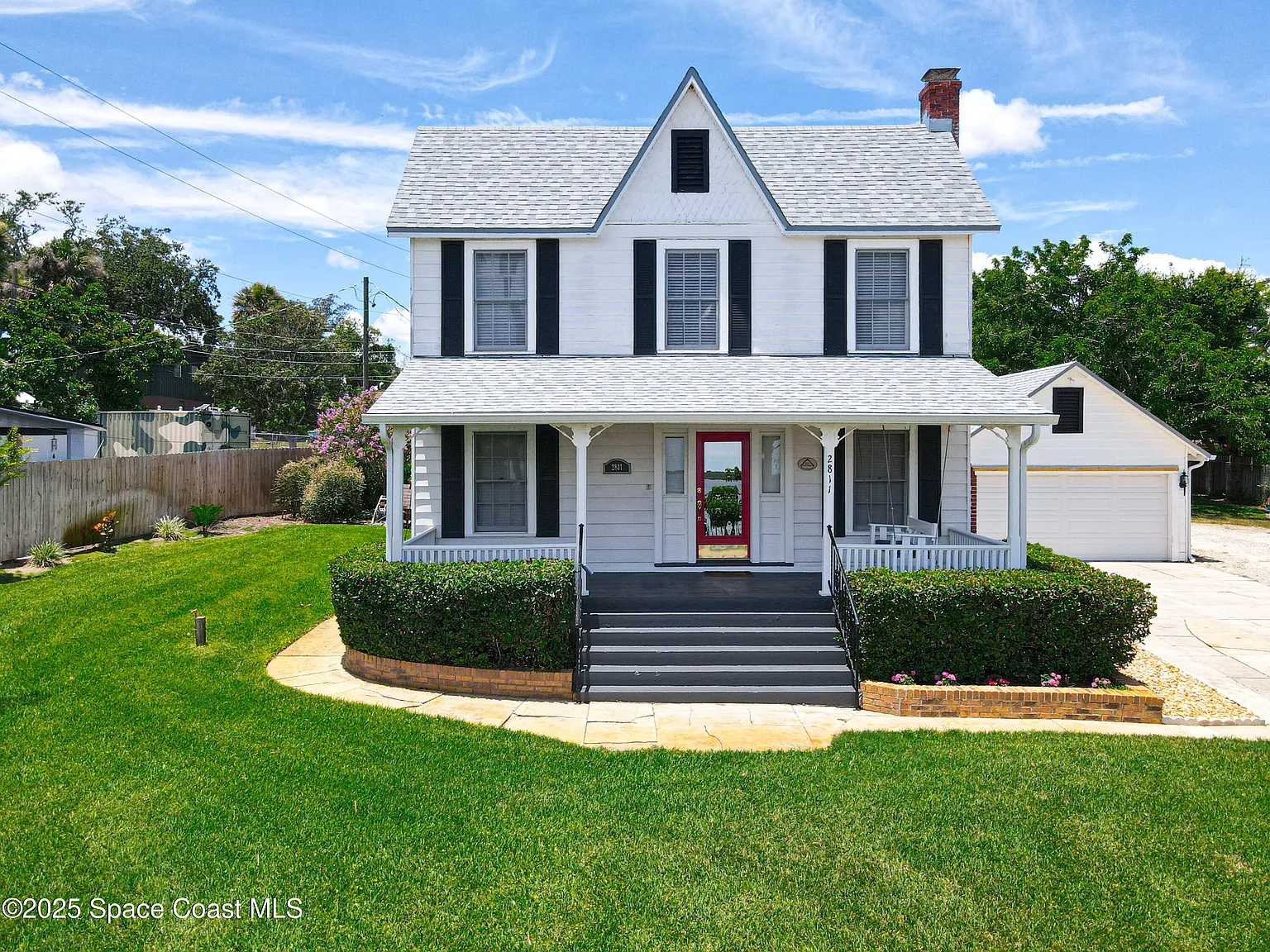 3 bed, 1.5 bath, 2808 sqft, $2,550 — Photo 4